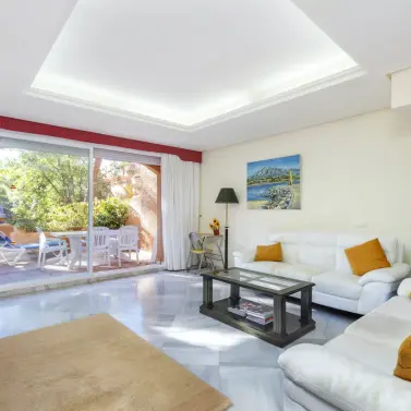 Продажа таунхауса в Nueva Andalucía