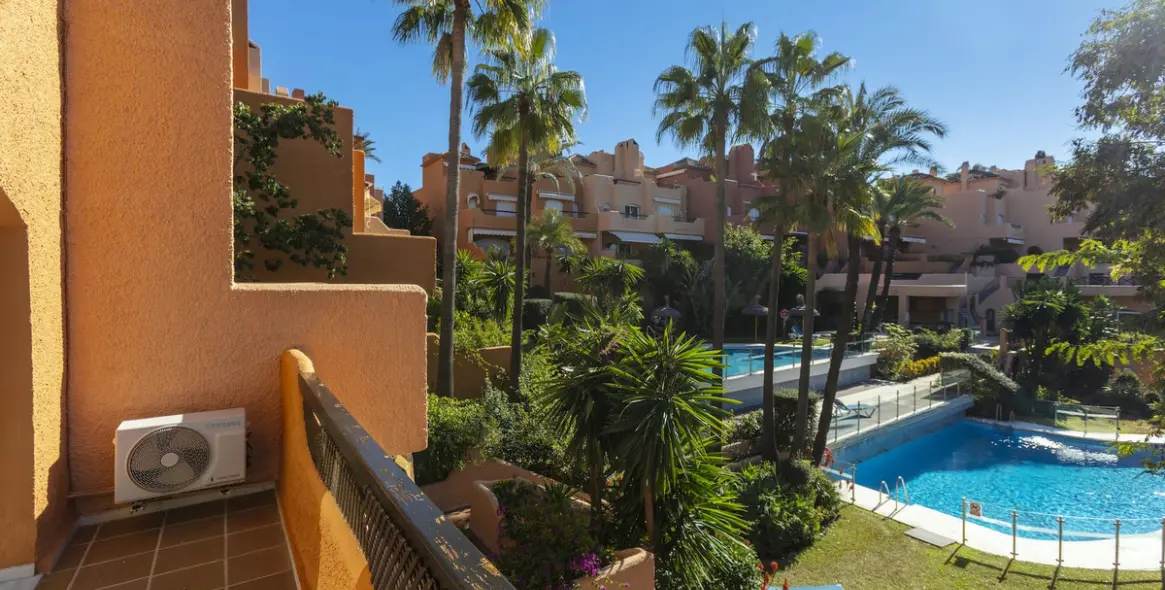 Продажа таунхауса в Nueva Andalucía 20