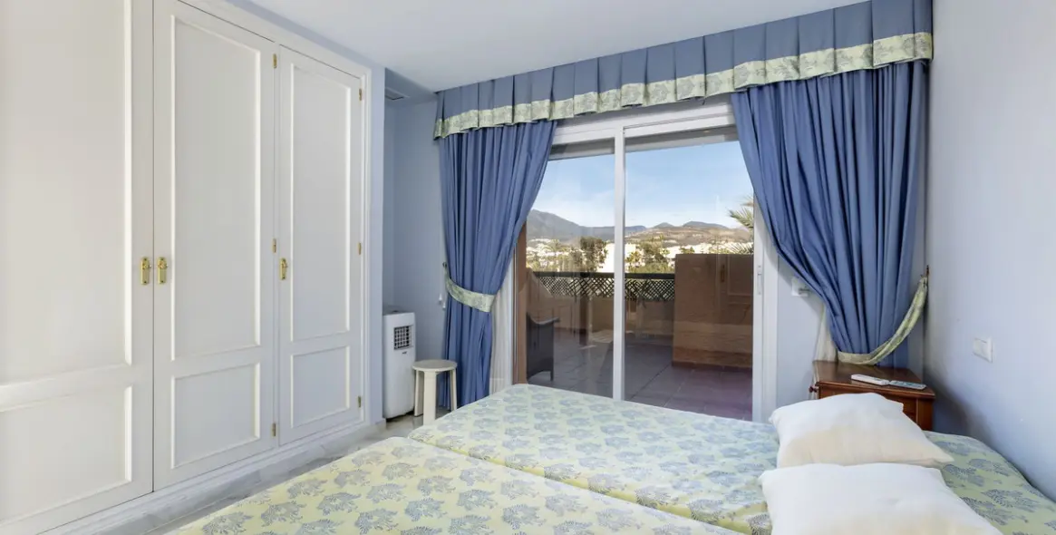 Sale of townhouse in Nueva Andalucía 27