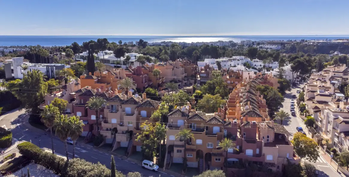 Sale of townhouse in Nueva Andalucía 34