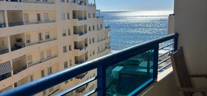 Long-term rent of middle floor apartment in Marbella 0