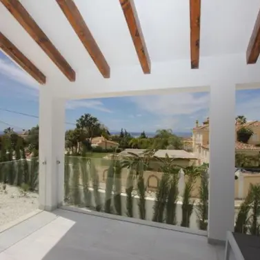 Venta de villa independiente en El Rosario