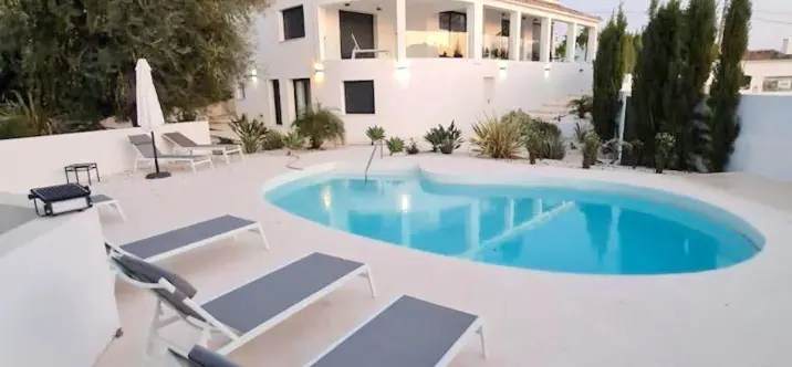 Venta de villa independiente en El Rosario 2