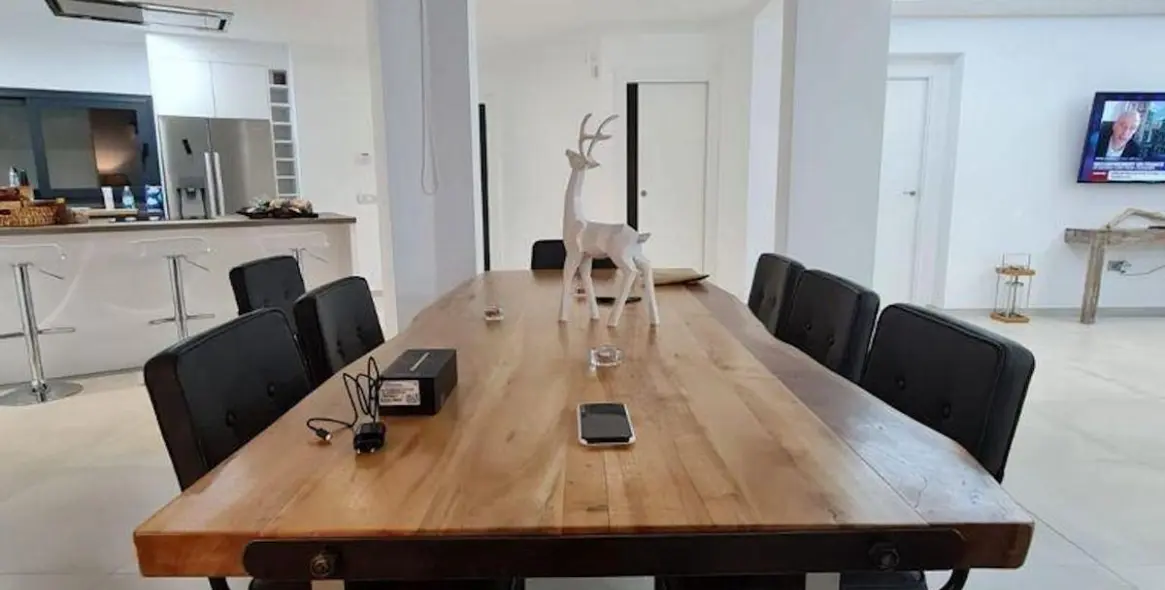 Продажа  отдельно стоящей виллы в El Rosario 8