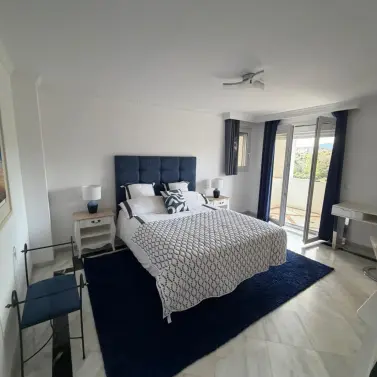 Долгосрочная аренда апартаментов на первом этаже в Marbella