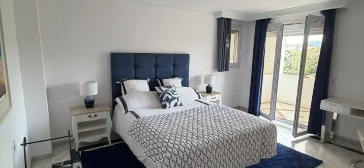 Долгосрочная аренда апартаментов на первом этаже в Marbella 0