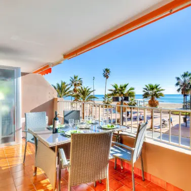 Продажа апартаментов на среднем этаже в Los Boliches