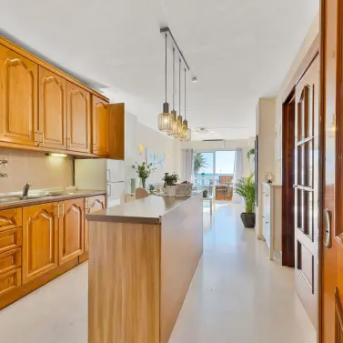 Продажа апартаментов на среднем этаже в Los Boliches