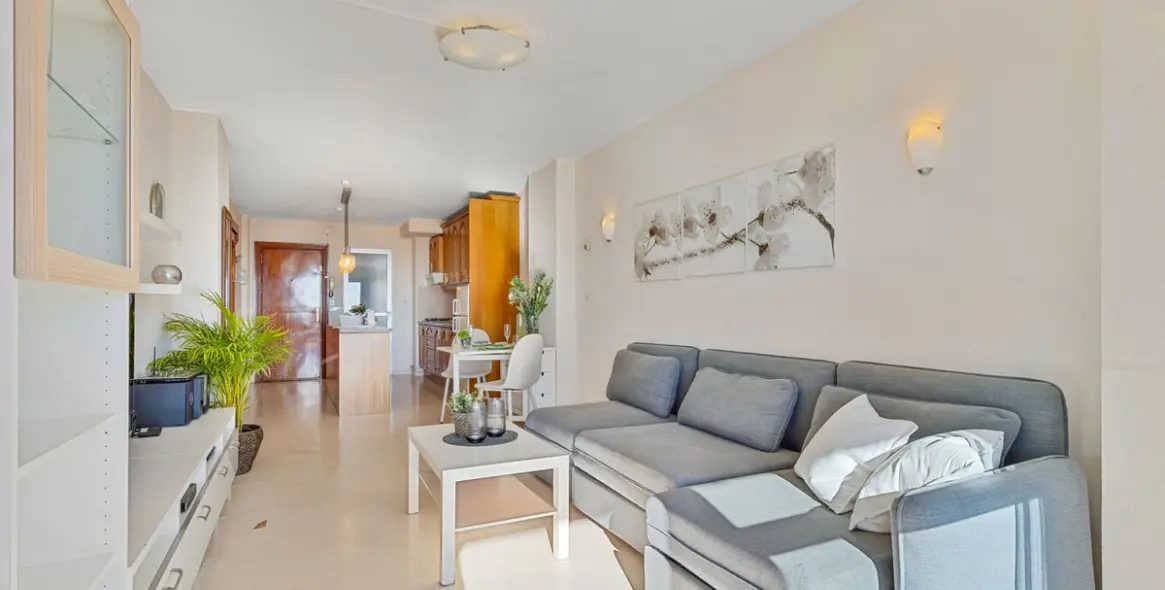 Продажа апартаментов на среднем этаже в Los Boliches 6