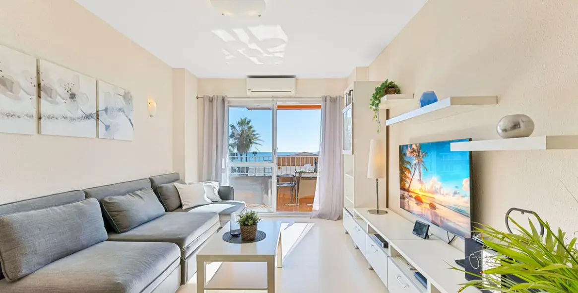 Продажа апартаментов на среднем этаже в Los Boliches 7