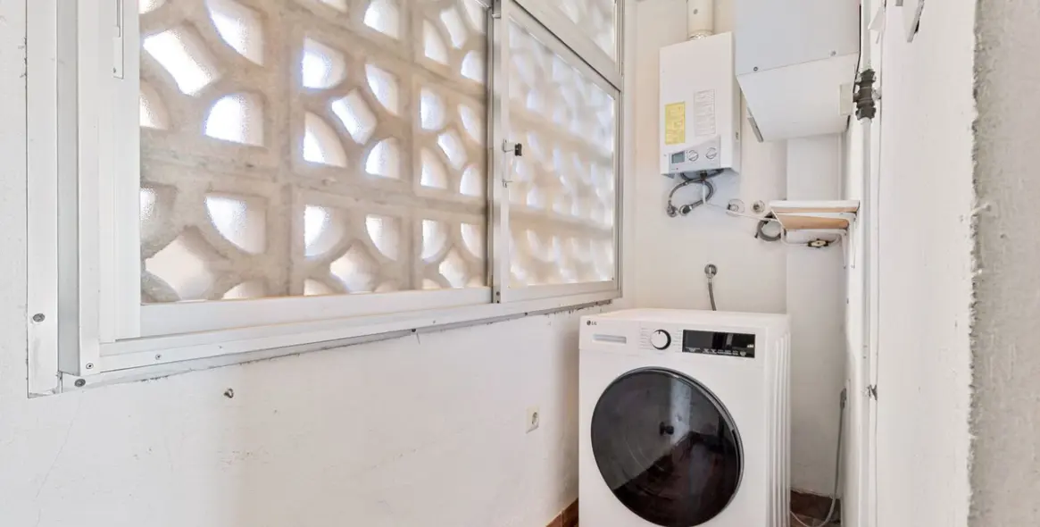 Продажа апартаментов на среднем этаже в Los Boliches 14