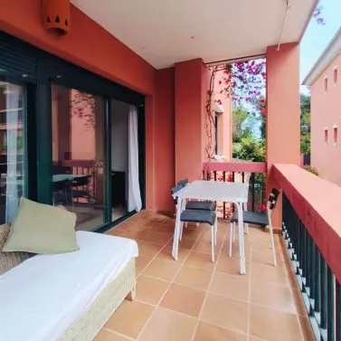 Продажа апартаментов на среднем этаже в Marbesa