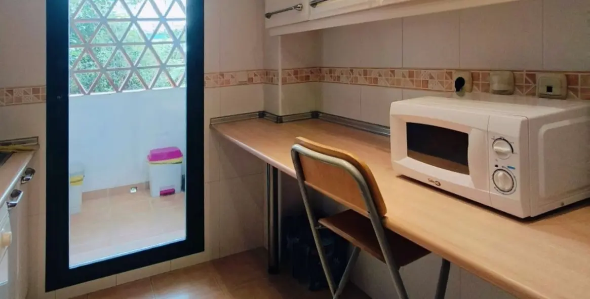 Sale of middle floor apartment in Marbesa 8