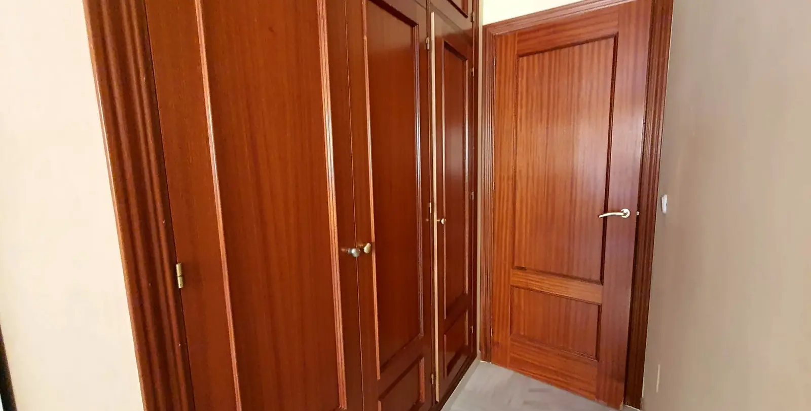 Venta de apartamento en planta media en Fuengirola 20