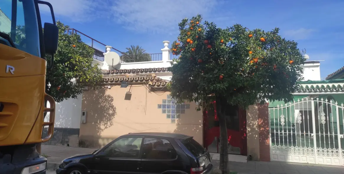 Продажа коммерческого помещения в Churriana 1