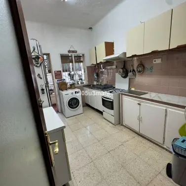 Продажа апартаментов на среднем этаже в El Palo