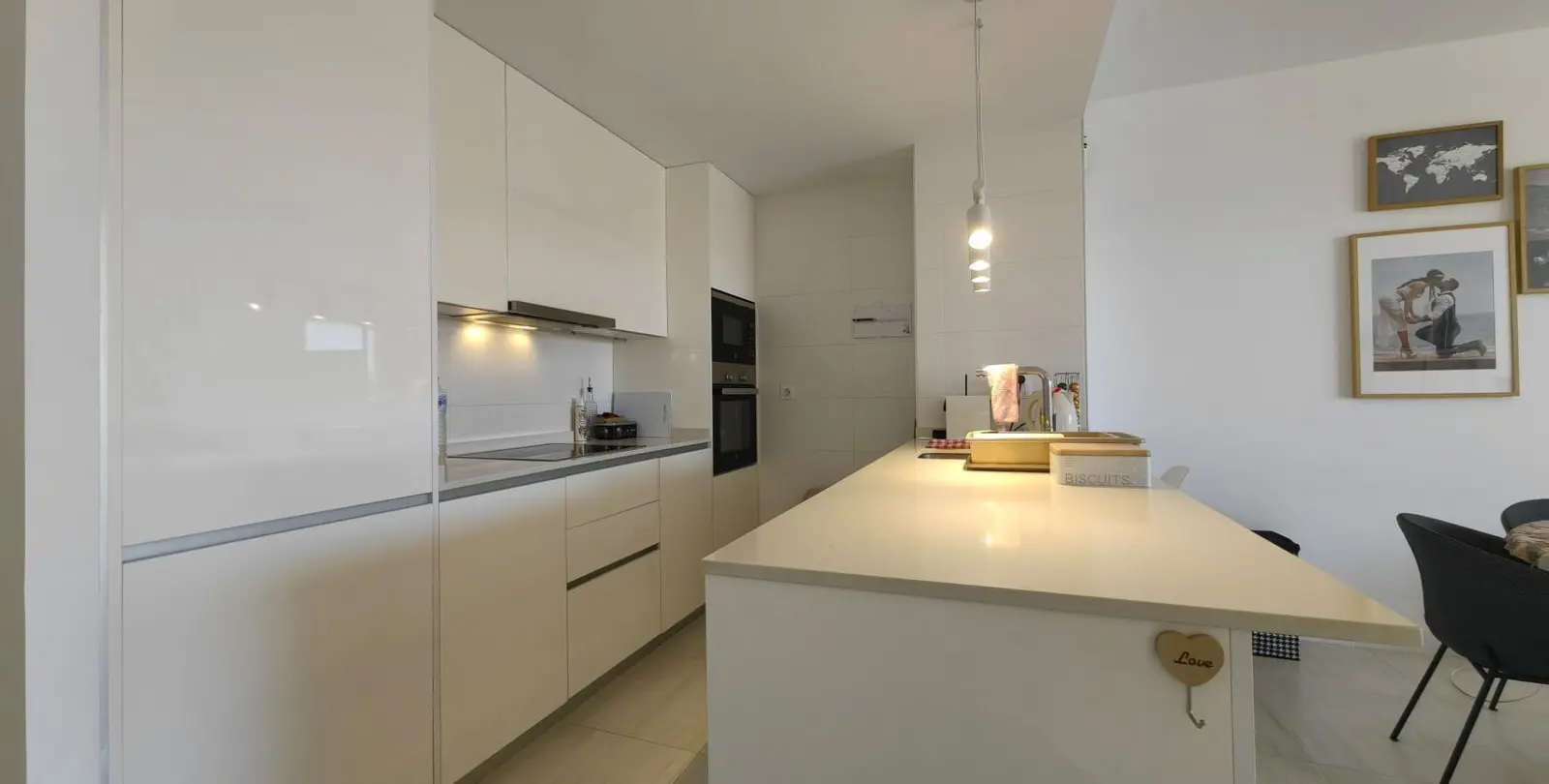 Продажа апартаментов на среднем этаже в Estepona 34
