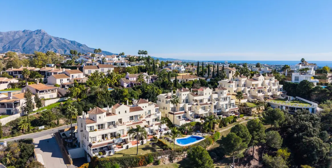 Sale of middle floor apartment in Los Arqueros 1