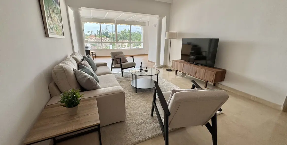 Продажа апартаментов на среднем этаже в La Quinta 6