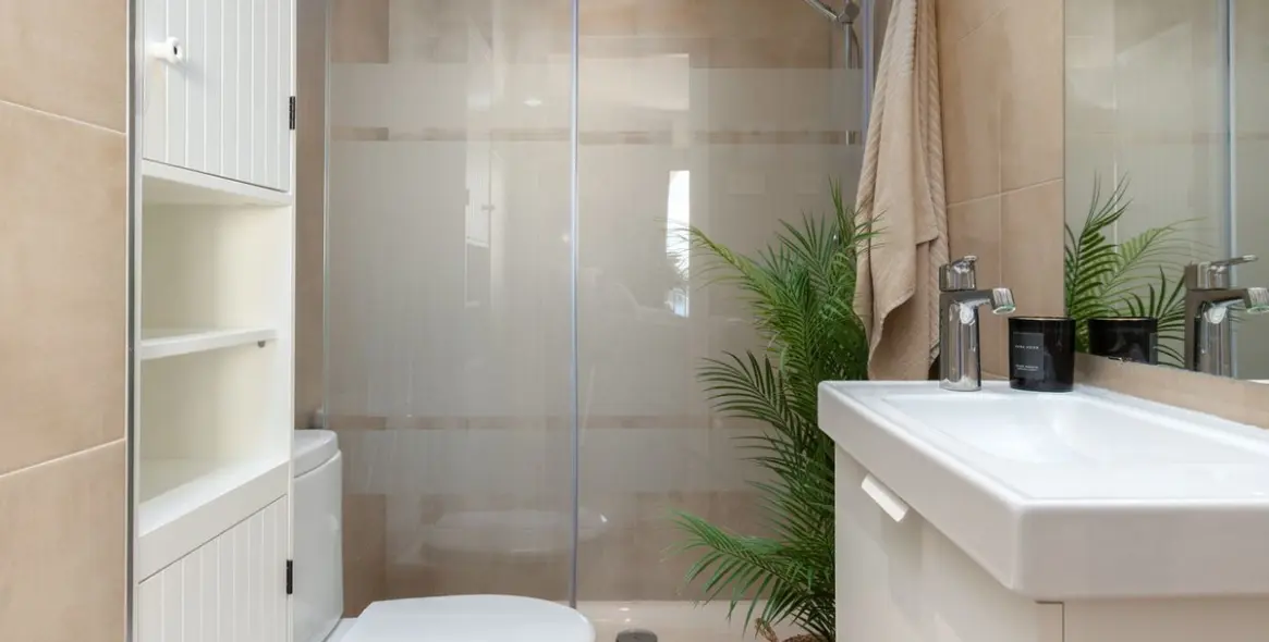 Venta de apartamento en planta media en Fuengirola 15