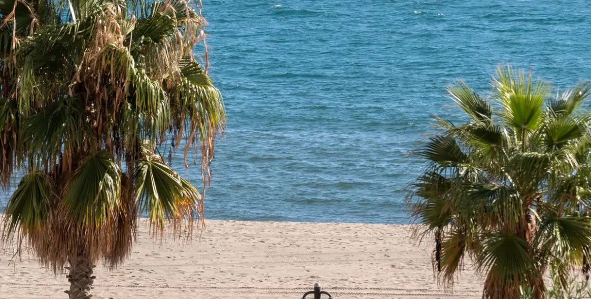 Venta de apartamento en planta media en Fuengirola 27