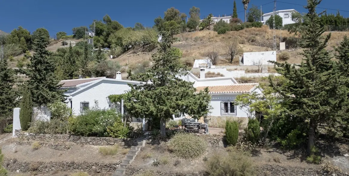 Продажа  отдельно стоящей виллы в Cómpeta 19