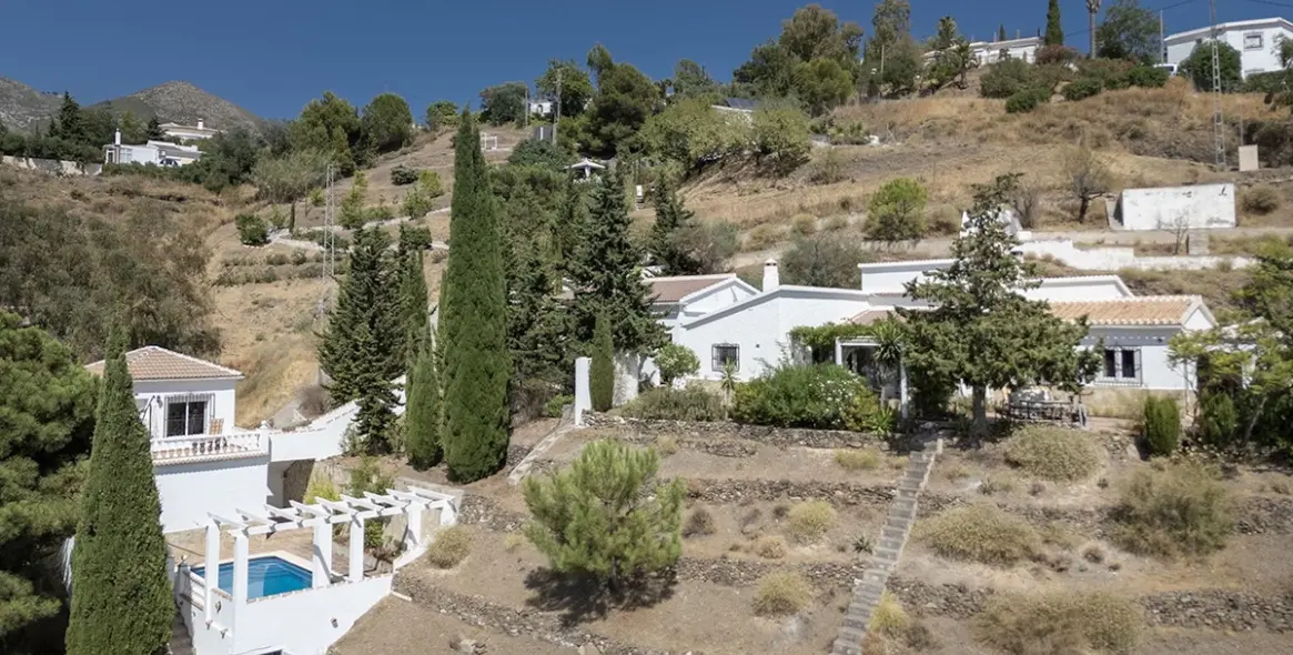 Продажа  отдельно стоящей виллы в Cómpeta 17