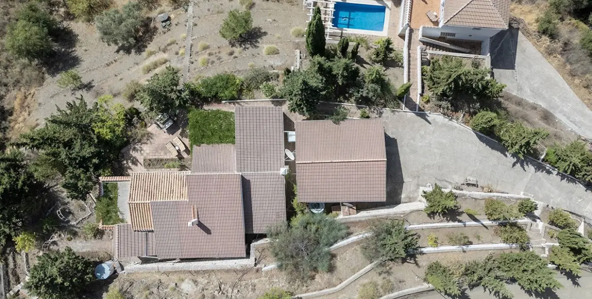 Продажа  отдельно стоящей виллы в Cómpeta 21