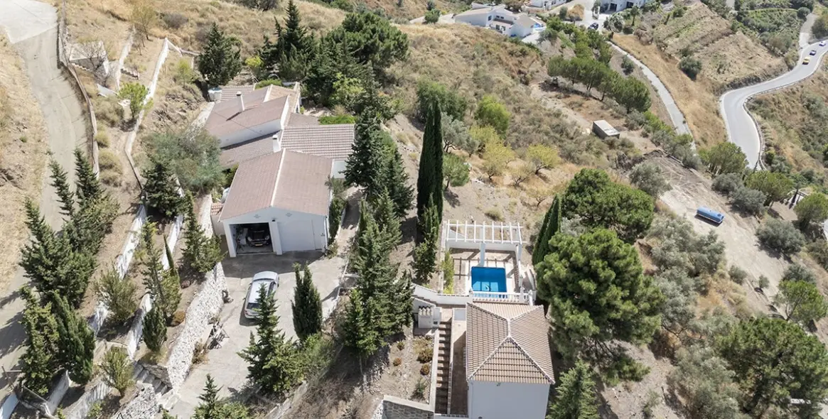 Продажа  отдельно стоящей виллы в Cómpeta 23