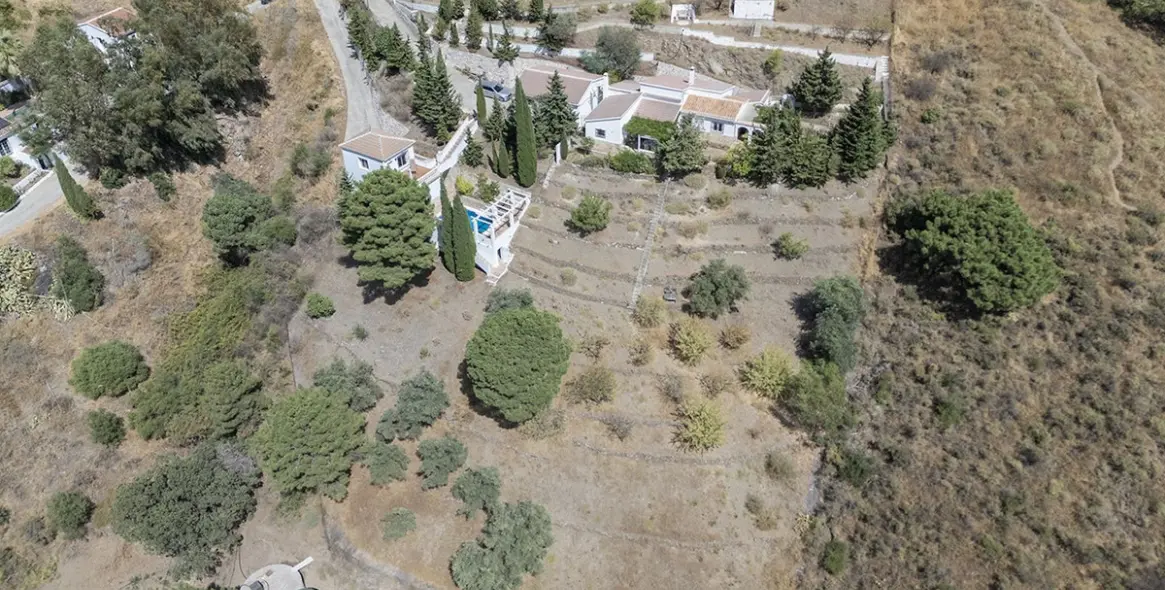 Продажа  отдельно стоящей виллы в Cómpeta 32