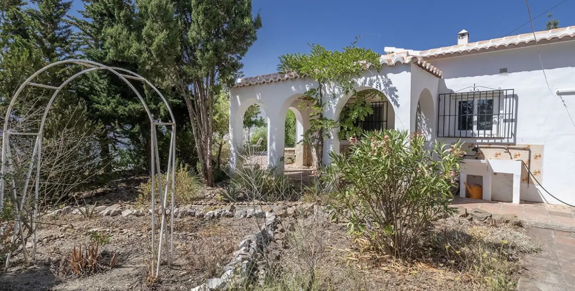 Продажа  отдельно стоящей виллы в Cómpeta 38