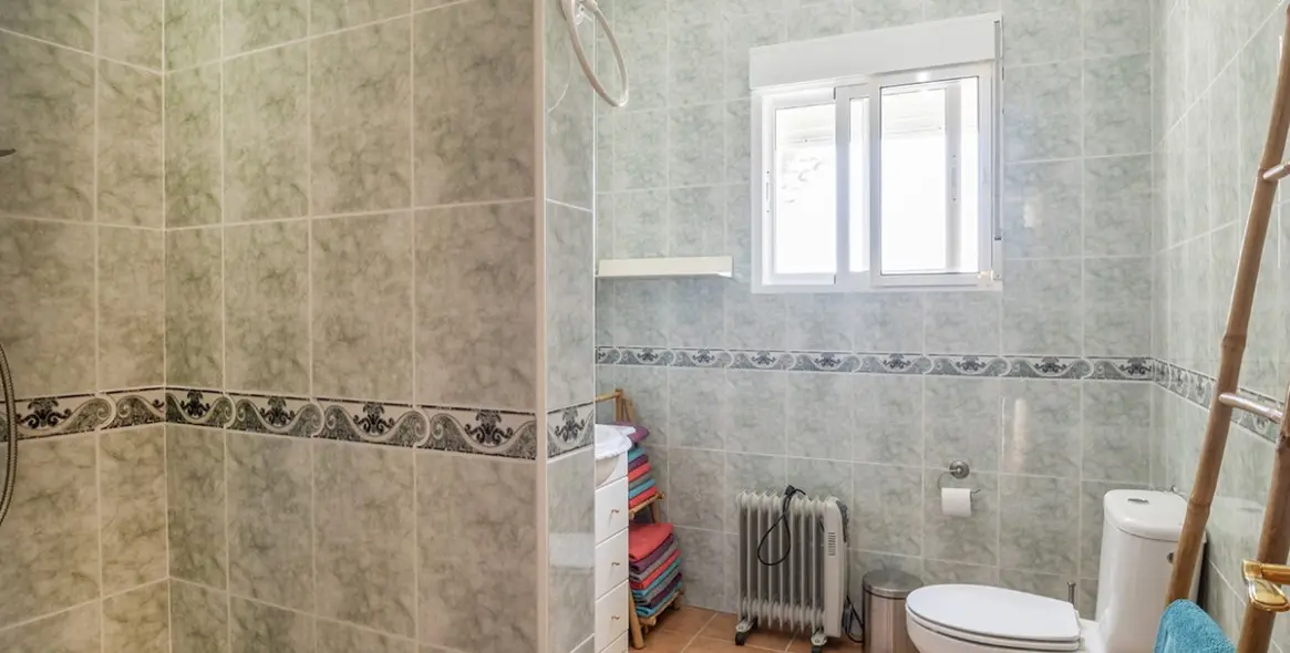 Продажа  отдельно стоящей виллы в Cómpeta 42