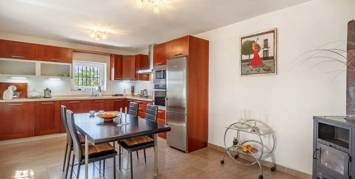 Продажа  отдельно стоящей виллы в Cómpeta 46