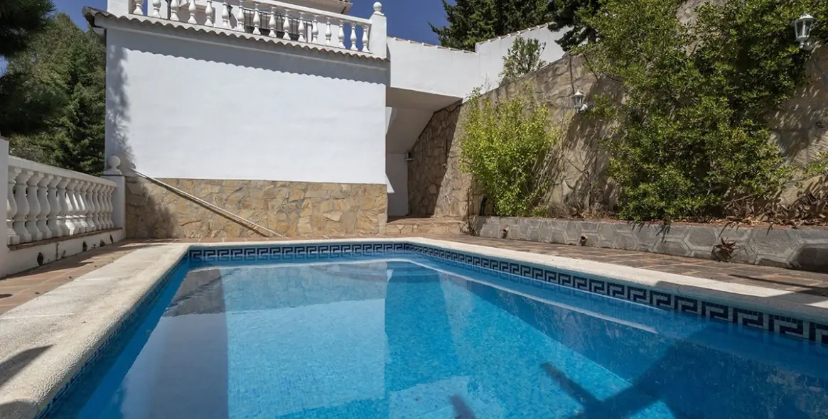 Продажа  отдельно стоящей виллы в Cómpeta 56