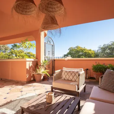 Sale of ground floor apartment in Nueva Andalucía