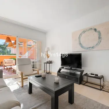 Sale of ground floor apartment in Nueva Andalucía