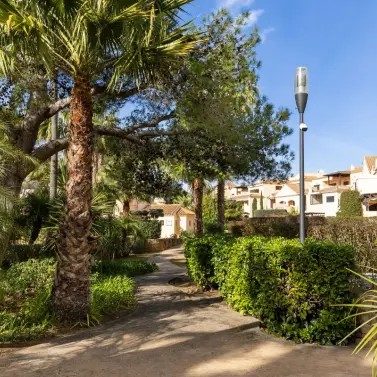 Sale of ground floor apartment in Puerto Banús