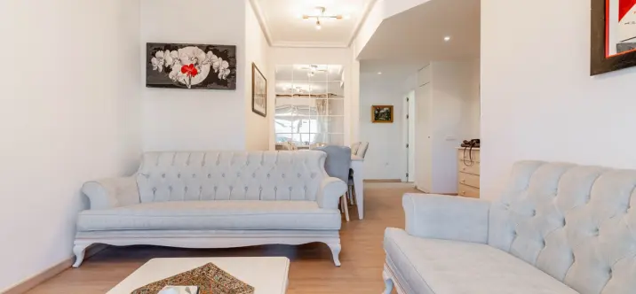 Long-term rent of middle floor apartment in Marbella 3