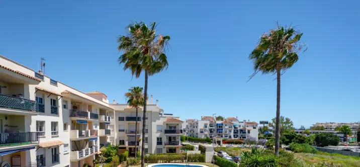 Продажа апартаментов на среднем этаже в Marbella 0