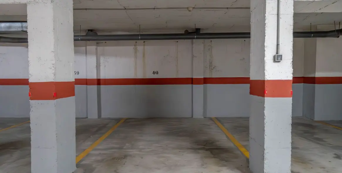 Sale of middle floor apartment in Marbella 16