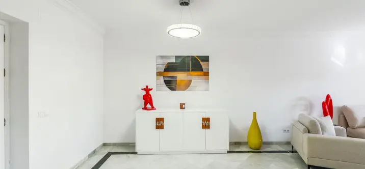 Alquiler a largo plazo de apartamento en planta baja en The Golden Mile 4