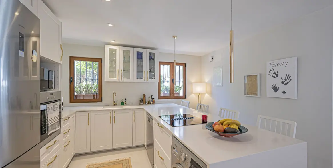 Продажа апартаментов на первом этаже в Benahavís 33