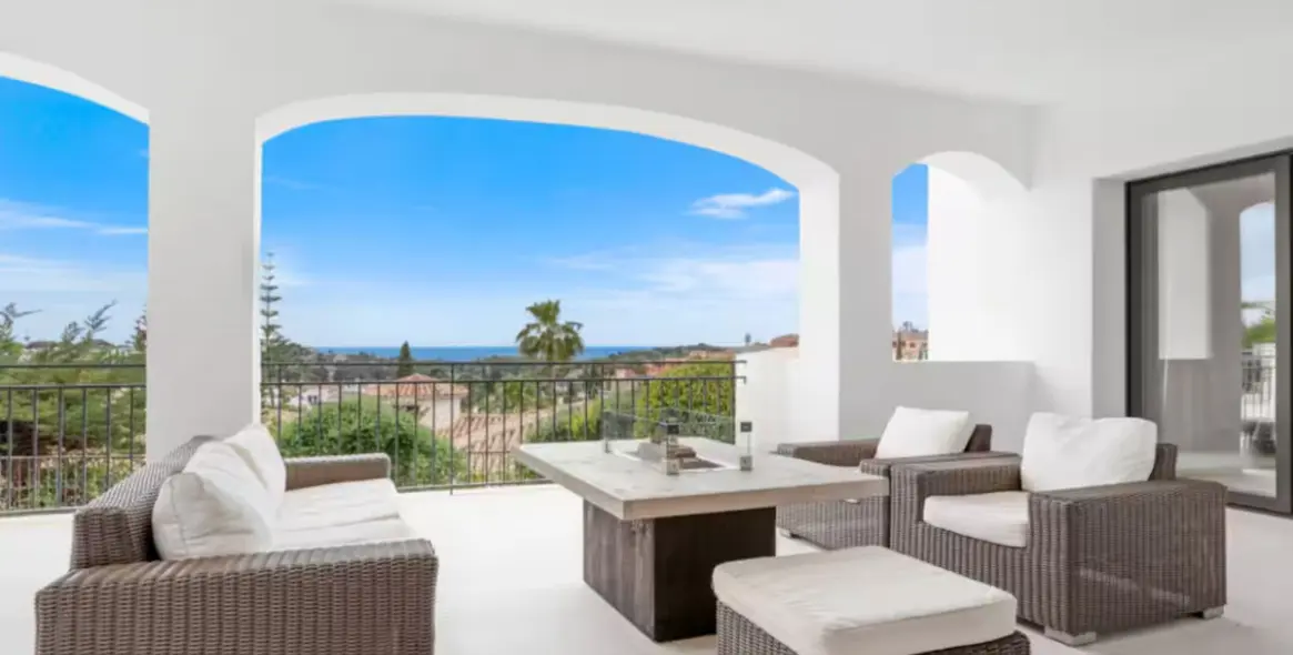 Venta de villa independiente en Benahavís 1