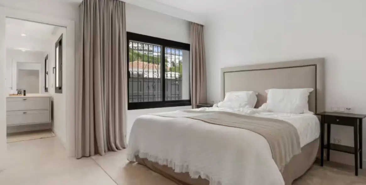 Venta de villa independiente en Benahavís 13