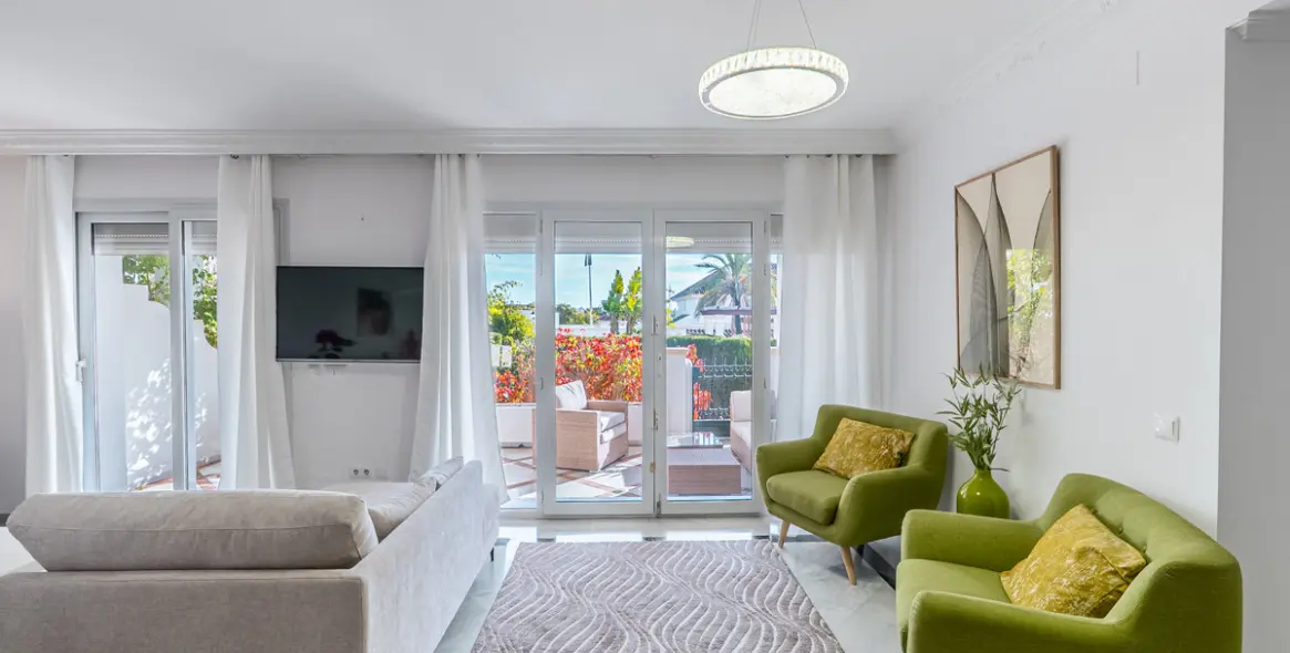 Long-term rent of ground floor apartment in The Golden Mile 7