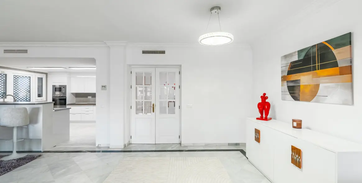 Long-term rent of ground floor apartment in The Golden Mile 13