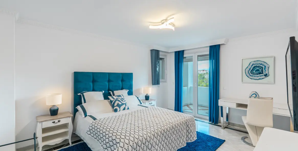 Long-term rent of ground floor apartment in The Golden Mile 23