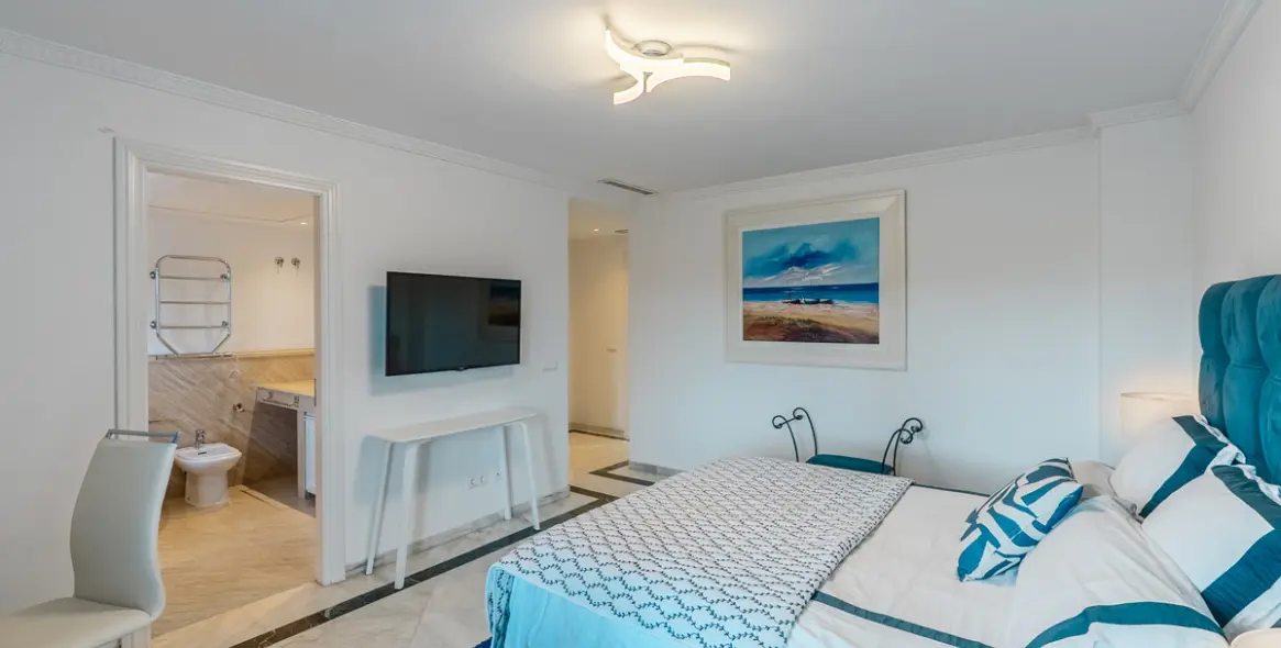 Long-term rent of ground floor apartment in The Golden Mile 24