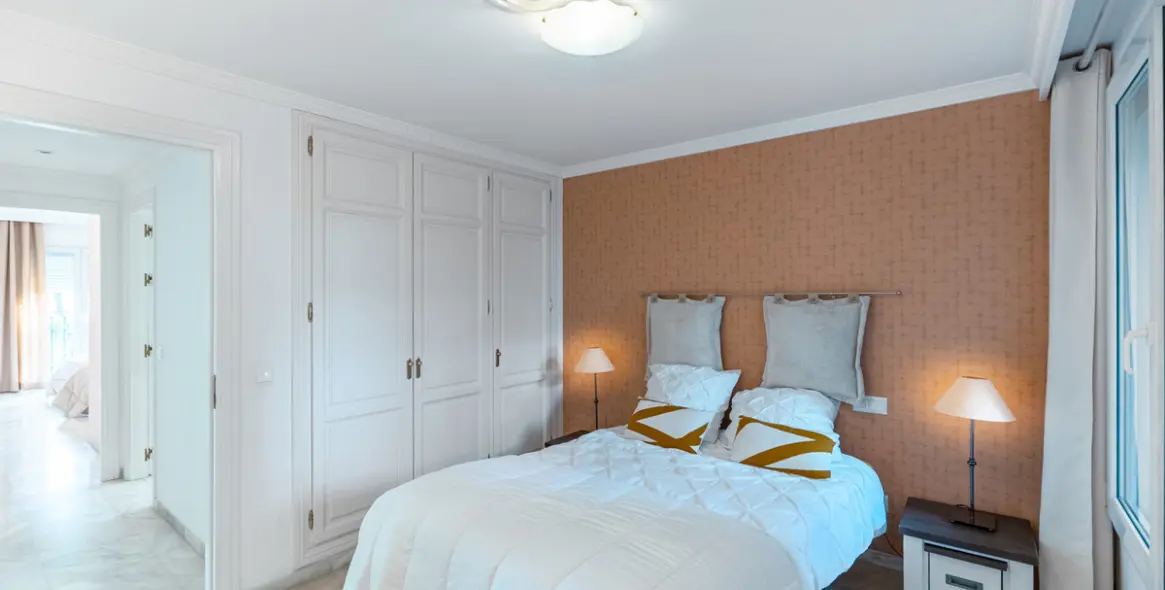 Long-term rent of ground floor apartment in The Golden Mile 26