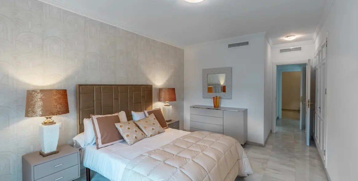 Long-term rent of ground floor apartment in The Golden Mile 28